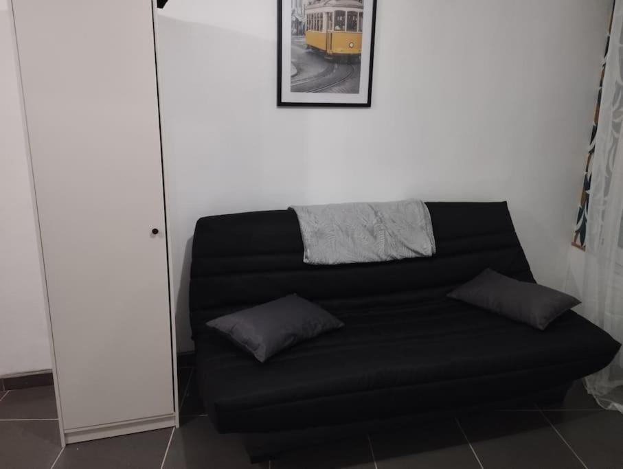 Studio Equipe Proche Aeroport Paris Cdg Lägenhet Vemars Exteriör bild